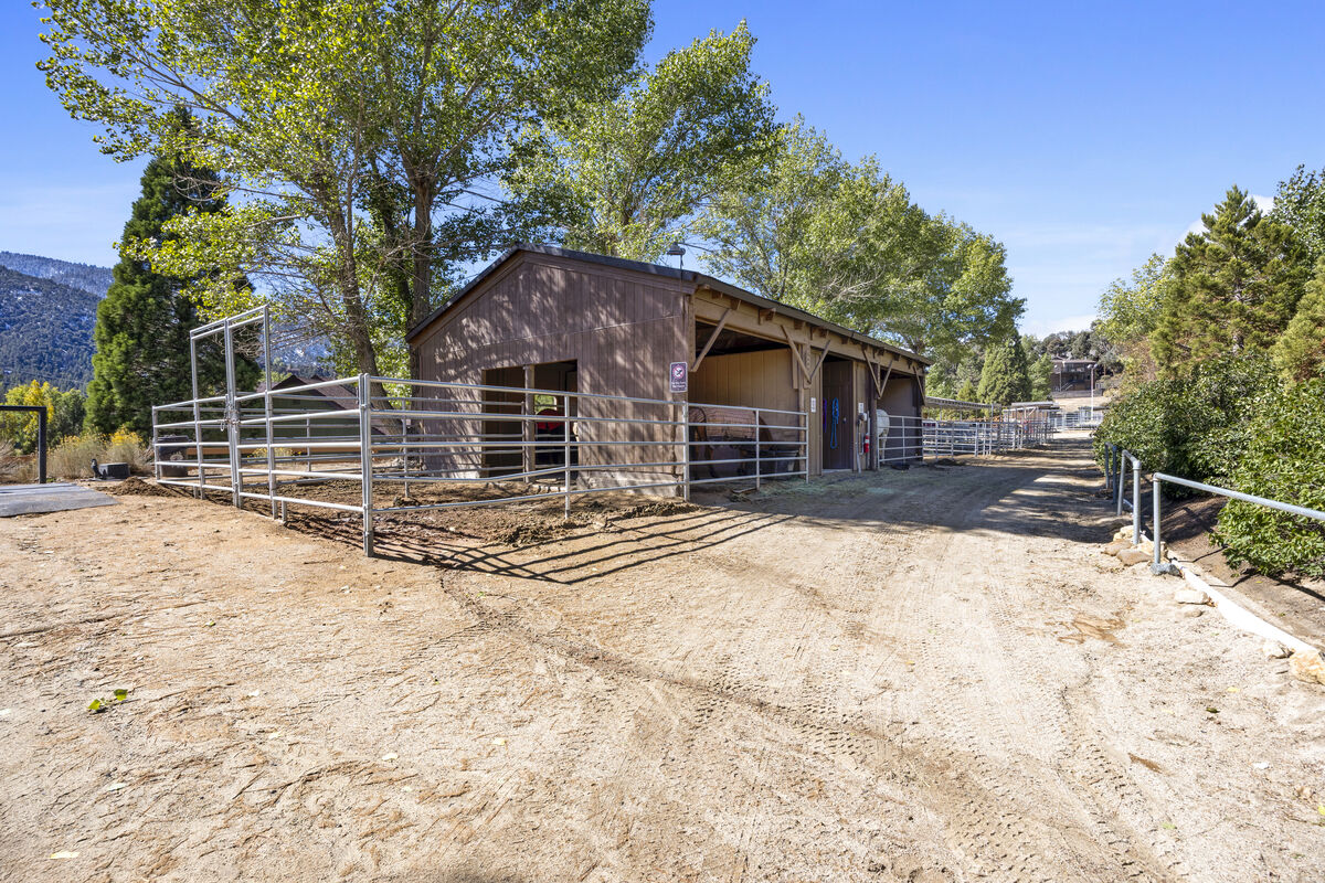 Main barn and horse corrals at Pine Mountain Club Equestrian Center