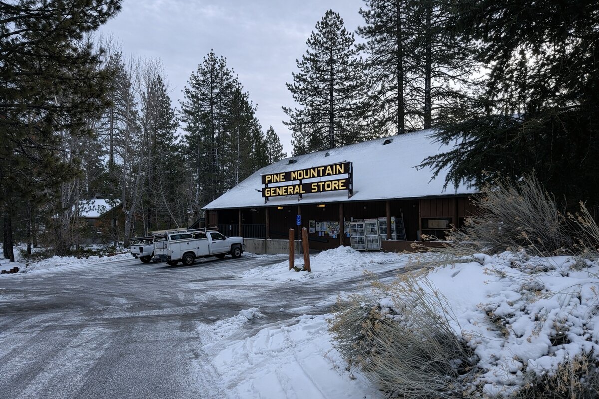 Pine Mountain General Store with snow-covered roof and parking lot